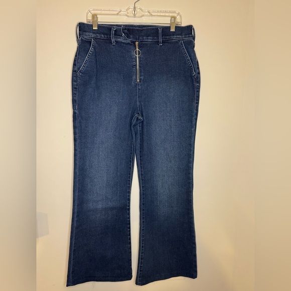True Religion Fey High Rise Modern Flare Jeans size 33 - Picture 2 of 10